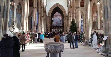lord-mayor’s-christmas-tree-festival-returns-to-hull-minster
