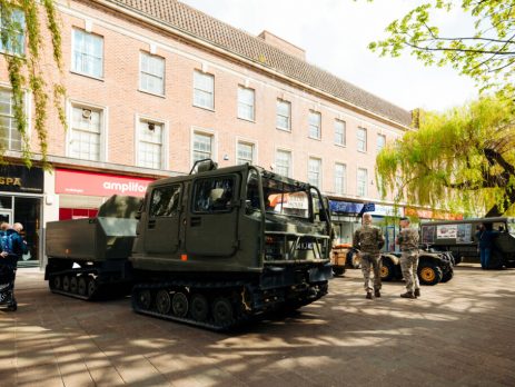 free-family-fun-as-armed-forces-day-celebrated-in-hull