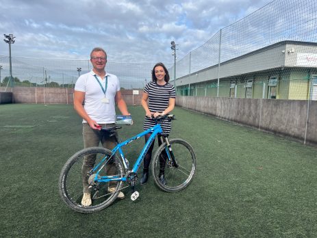 hull-gears-up-for-coldplay:-free-cycle-parking-boosts-sustainable-gig-for-one-of-the-world’s-biggest-bands