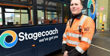 hull-bus-alliance-showcases-work-of-local-stagecoach-apprentices-in-supporting-city’s-sustainable-transport-push