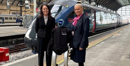 all-aboard-for-a-cultural-weekend-in-hull:-free-travel-with-hull-trains