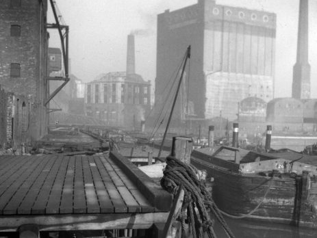 new-exhibition-celebrates-hull’s-maritime-past-through-the-lens-of-william-jackson