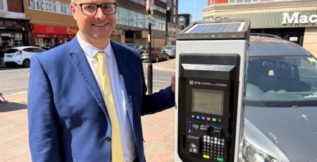 parking-machine-upgrade-in-hull-to-include-contactless-payment option