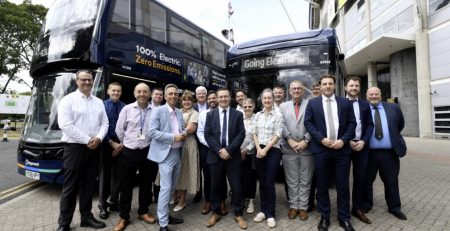 new-age-of-transport-dawns-in-hull-as-new-stagecoach-east-midlands-electric-buses-hit-the-roads